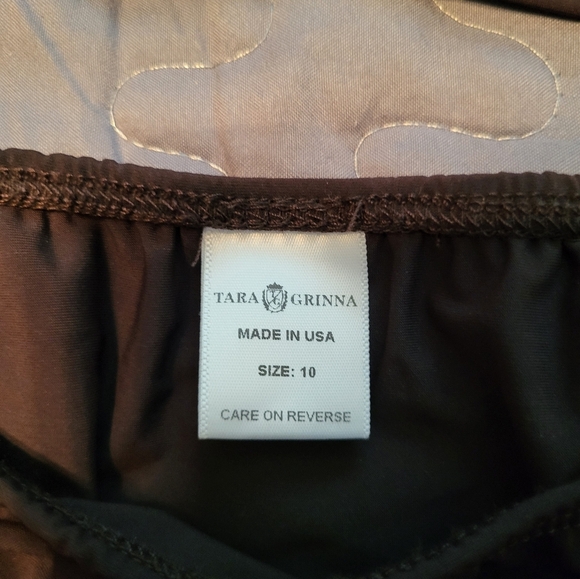 Tara Grinna Black Halter Top Bikini w/Removable Pads, Top Size D, Bottoms Sz. 10 - Picture 2 of 8